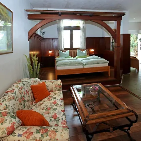 בית הארחה Romantik & Klaps Liebling לובן