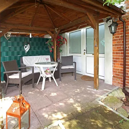 Romantik Landhaus & Klapsliebling Lubben
