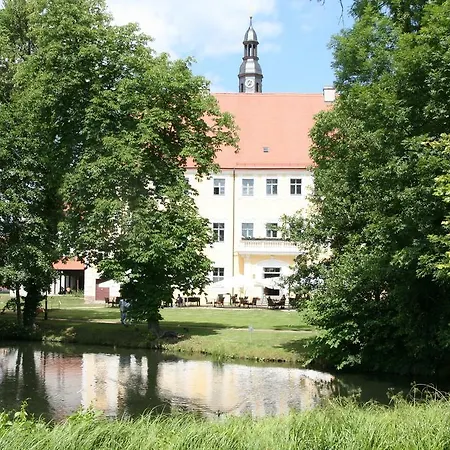 בית הארחה Romantik & Klaps Liebling לובן