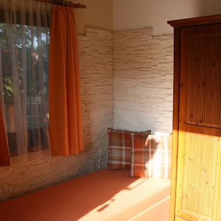 Romantik & Klaps Liebling בית הארחה לובן